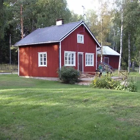 샬레 Kalastajan Unelma - Oma Ranta Ja Laituri - Vesillelaskuramppi