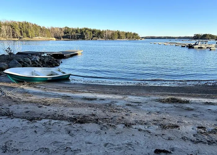 Kalastajan Unelma - Oma Ranta Ja Laituri - Vesillelaskuramppi *